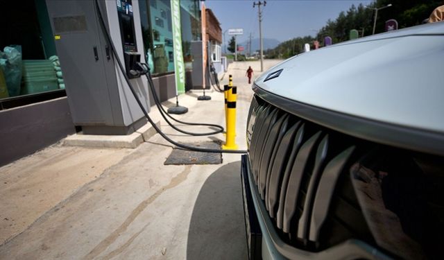 Türkiye’de Trafiğe Kayıtlı Elektrikli Otomobil Sayısı Açıklandı