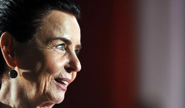 Yeşilçam'ın menekşe gözlüsü: Fatma Girik