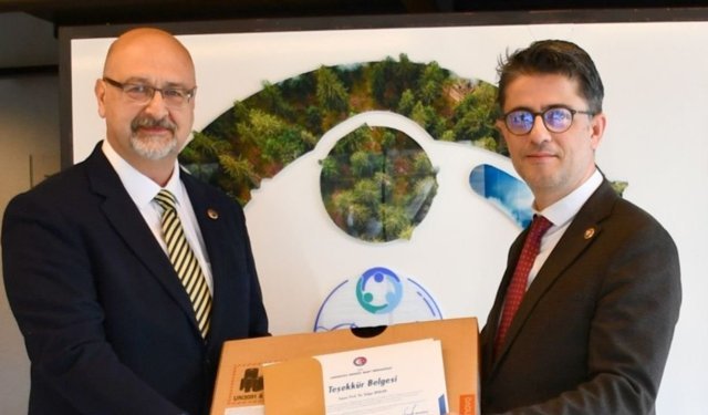 ÇOMÜ'de TÜBİTAK 1001 Programı yürütücülerine ödül verildi