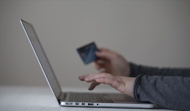 "Ayakkabı ve Kıyafet" Şikayetlerde İlk Sırada