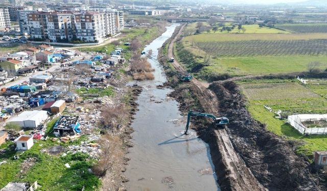 Sarıçay'da ıslah ve temizlik çalışmaları devam ediyor