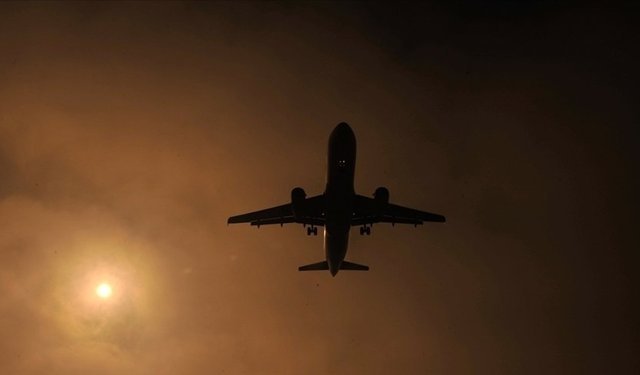 Binlerce uçuş iptal edildi