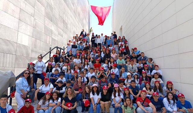 Eceabat'ta öğrenciler Tarihi Gelibolu Yarımadası'nı ziyaret etti