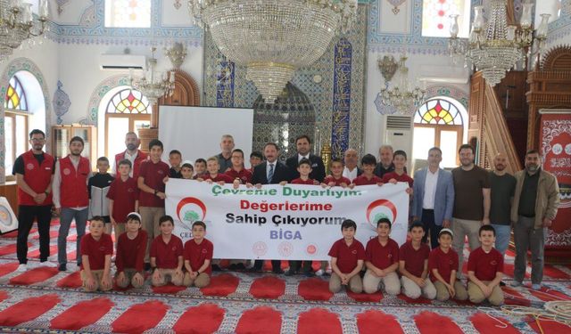 Biga’da Cami Şenliği: Gençler Maneviyatla Eğlenerek Buluştu!