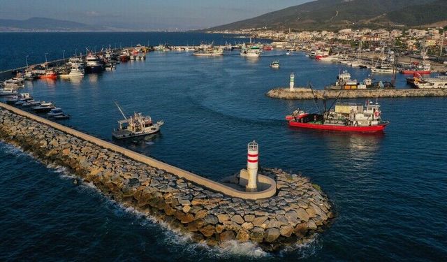 Balıkçı gemilerindeki takip cihazları yenileniyor