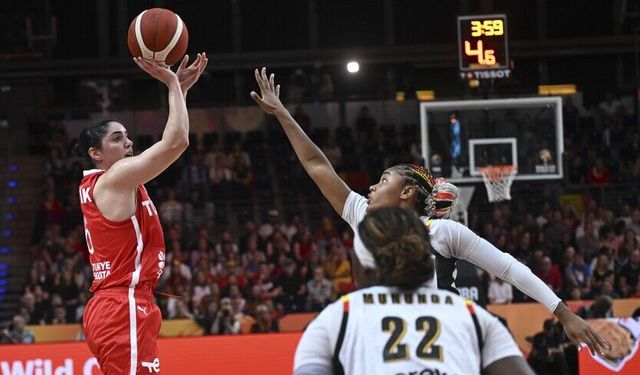 A Milli Kadın Basketbol Takımı, Dünya Kupası'ndaki ilk maçında mağlubiyet aldı