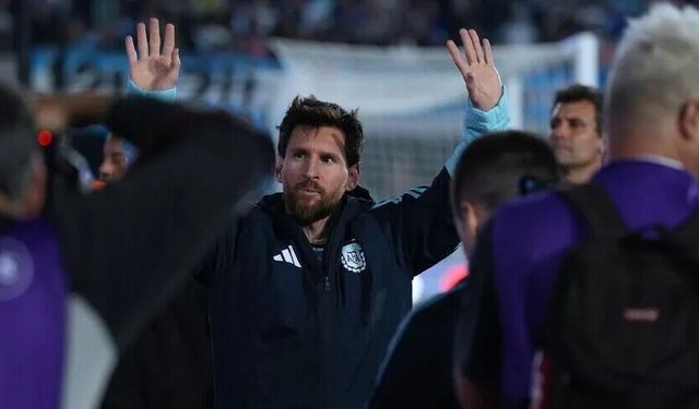 Messi, milli takım kariyerini noktaladı