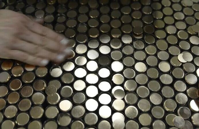 Darphane yılın ilk yarısında 9,8 milyondan fazla altın bastı