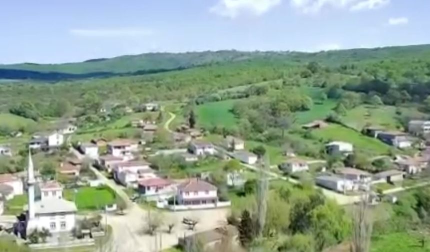 Biga o köyünün büyüleyici manzarası dron ile görüntülendi