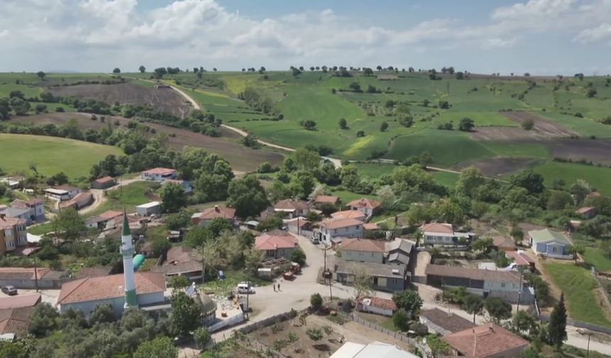 Biga'nın muazzam manzaralı köyü havadan görüntülendi