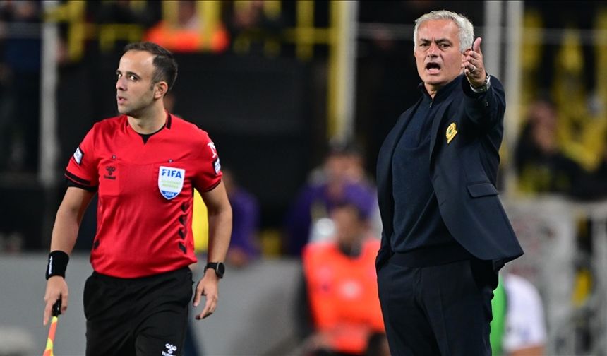 Mourinho: Kazanmayı hak eden taraftık