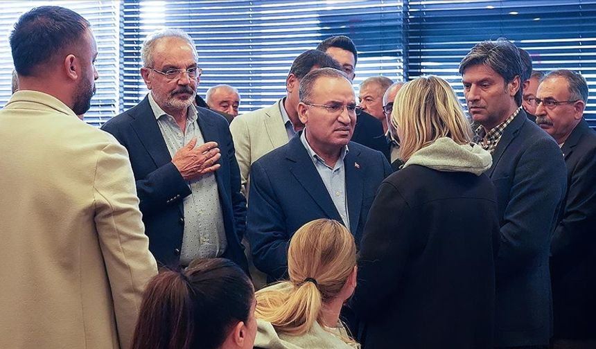 Bozdağ'dan, Önder'in tedavi gördüğü hastaneye ziyaret
