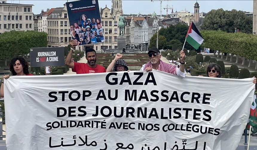 Uluslararası gazeteciler İsrail'in Gazze'de meslektaşlarını katletmesini protesto etti