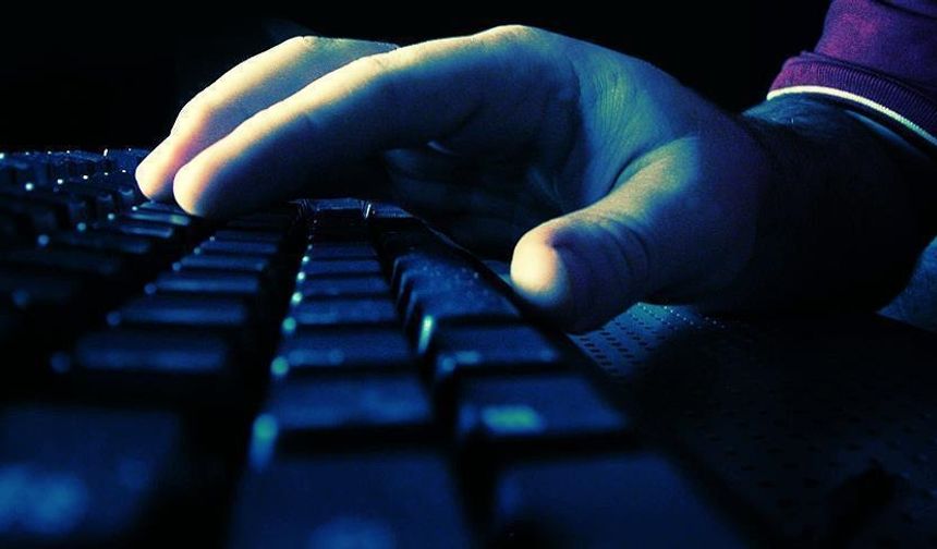 Yeni kelimeler türetilmesinde artık sosyal medya belirleyici