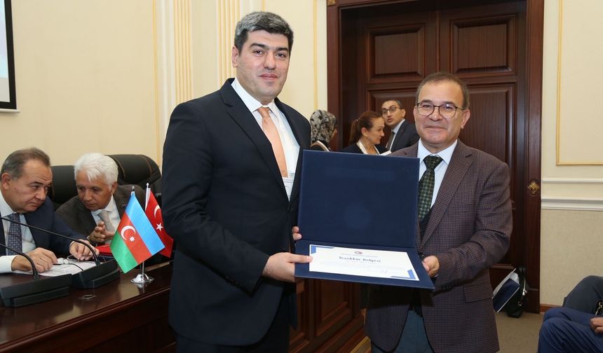 ÇOMÜ'den Bakü'de Bilim ve Sanat Köprüsü