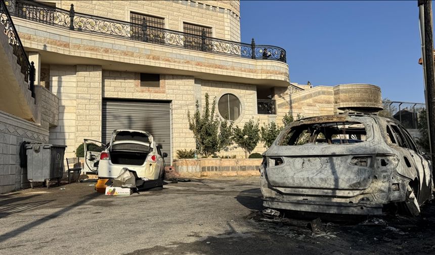 İsrailliler, Filistinlilere ait 3 aracı yaktı