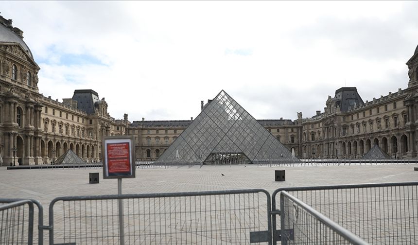 Louvre Müzesi soygunuyla bağlantılı 2 kişi gözaltına alındı