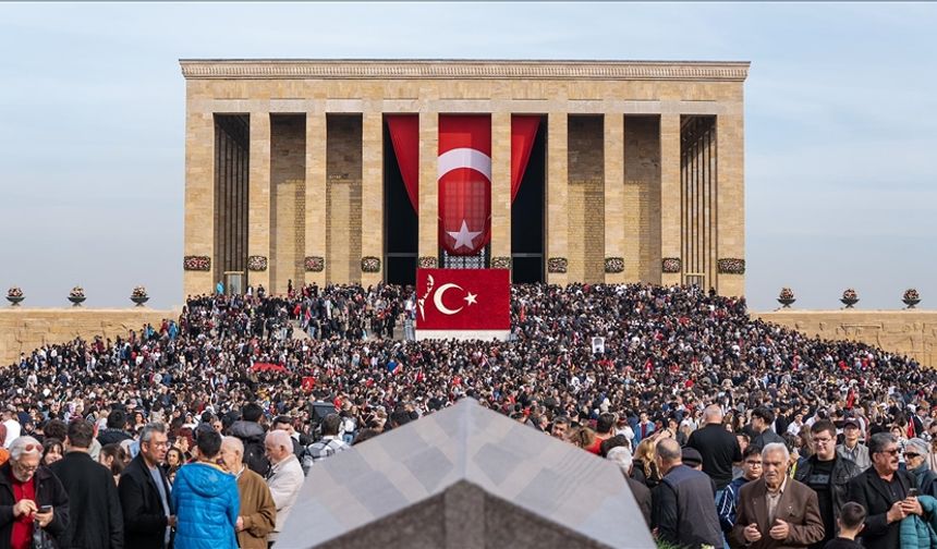 Anıtkabir 10 Kasım'da 1 milyon 219 bin 148 ziyaretçiyi ağırladı