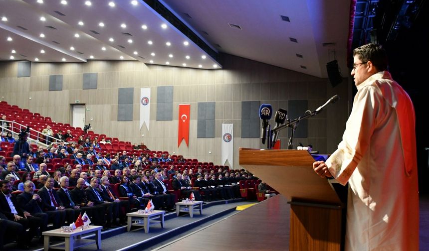 ÇOMÜ 2025–2026 Akademik Yılı Açılış Töreni Gerçekleştirildi