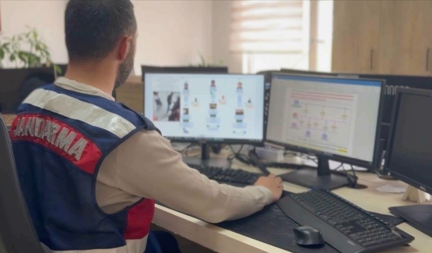 "Siber dolandırıcılık" operasyonlarında 54 tutuklama