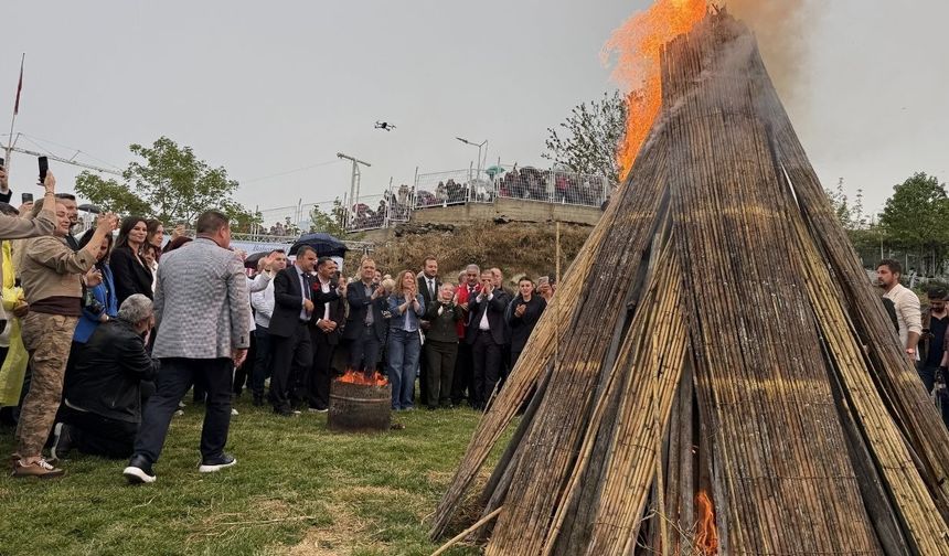 Tekirdağ'da "3. Süleymanpaşa Kakava Hıdrellez Şenliği" başladı