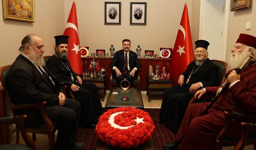 Bartholomeos, Gökçeada Kaymakamı Acar'ı ziyaret etti