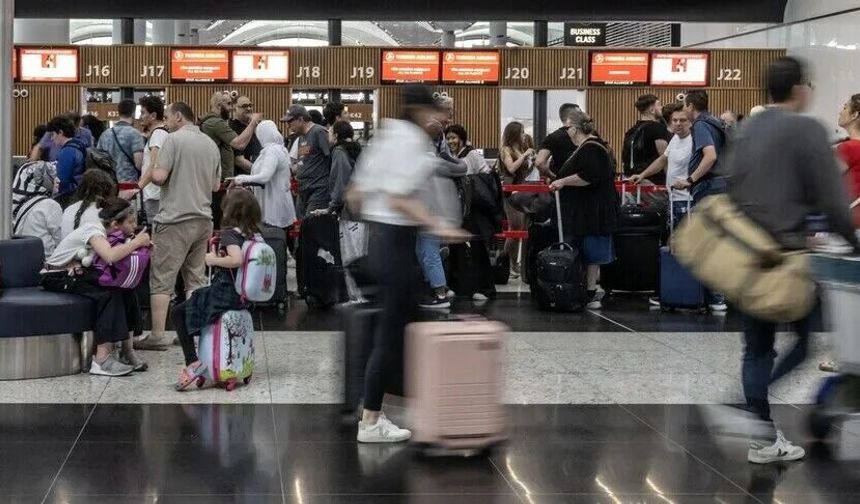 Türkler 362 milyon dolarlık hediyeyle döndü