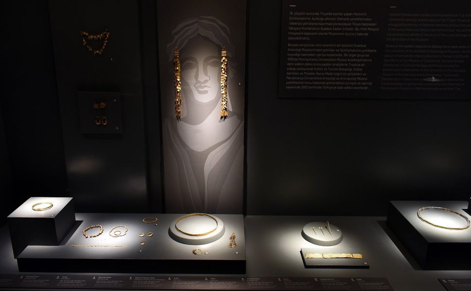 Troya Hazinelerinin Dramatik Hikayesi: Geri Dönen "Yitik Miras"