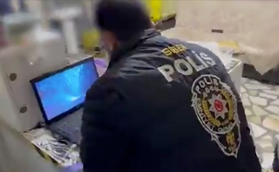 Siber suçlara yönelik operasyonlarda 16 şüpheli tutuklandı