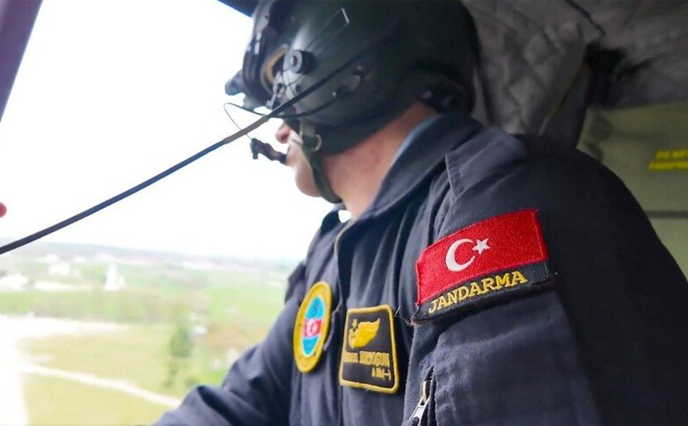 Jandarma komandoları GÖKBEY ile eğitim gördü