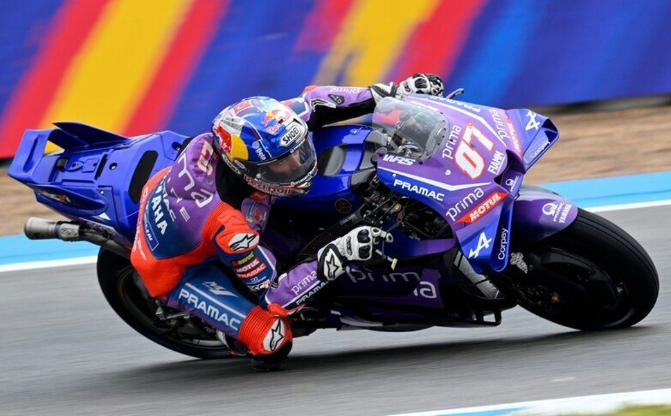 Toprak Razgatlıoğlu, İspanya'daki yarışta pistten çıkarak yarışa veda etti