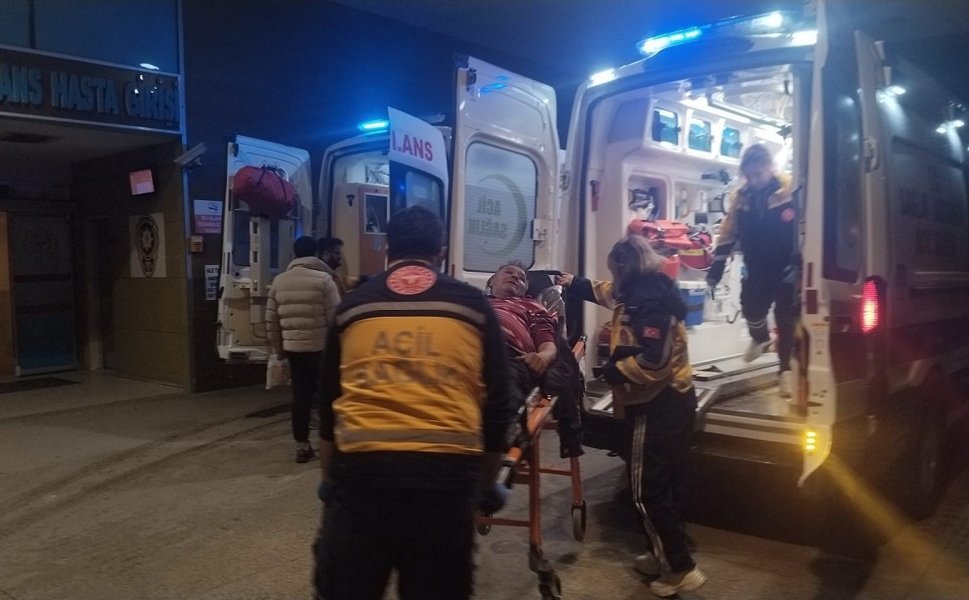 Yağışlar nedeniyle çiftlik evinde mahsur kalan kişi kurtarıldı
