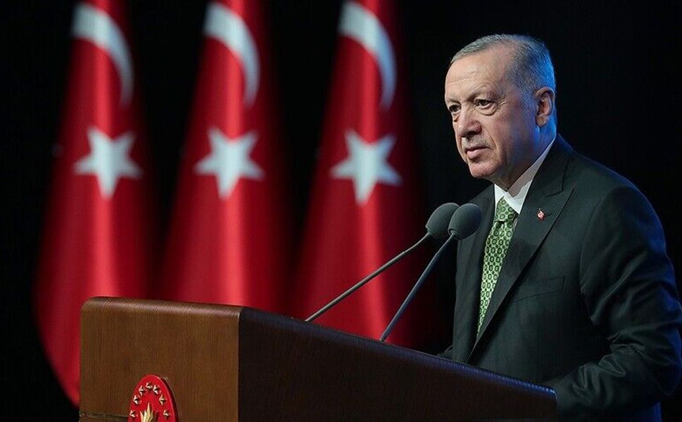 Cumhurbaşkanı Erdoğan, Özgür Özel'den 300 bin lira manevi tazminat kazandı